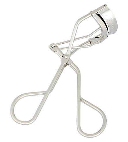 shu uemura eyelash curler boots.